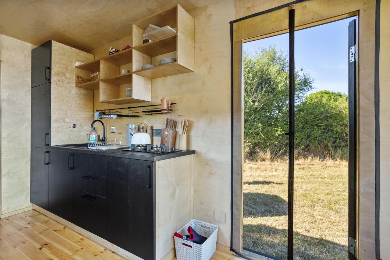 Secluded Offgrid Cabin W/ Sunset View & Fireplace كانتربيري المظهر الخارجي الصورة